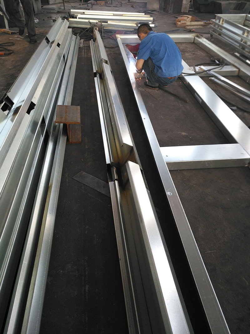 �촰�������a(ch��n)�F(xi��n)��(ch��ng)